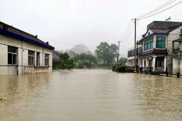 汛情無情，人間有愛，環(huán)境監(jiān)測絕不后退！